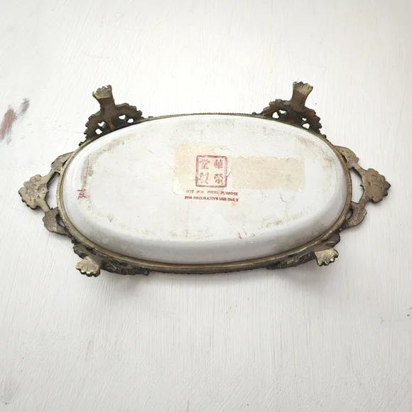 Elegant Floral Bath Tray